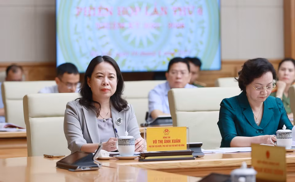 Phó Chủ tịch nước Võ Thị Ánh Xuân, Phó Chủ tịch thứ nhất Hội đồng Thi đua-Khen thưởng Trung ương tham dự phiên họp. (Ảnh: Dương Giang/TTXVN) 