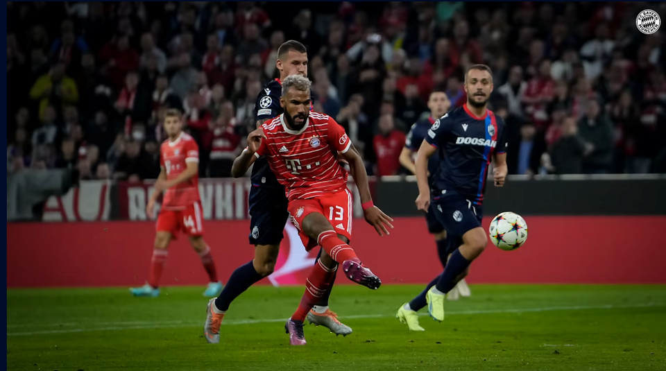 Phút 59, Choupo-Moting dễ dàng ghi bàn vào lưới đối phương sau đường chuyền của Goretzka qua đó ấn định chiến thắng đậm 5-0. (Nguồn: fcbayern)