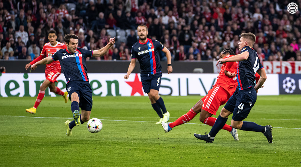 6 phút sau, Serge Gnabry cũng đã lên tiếng… (Nguồn: fcbayern)