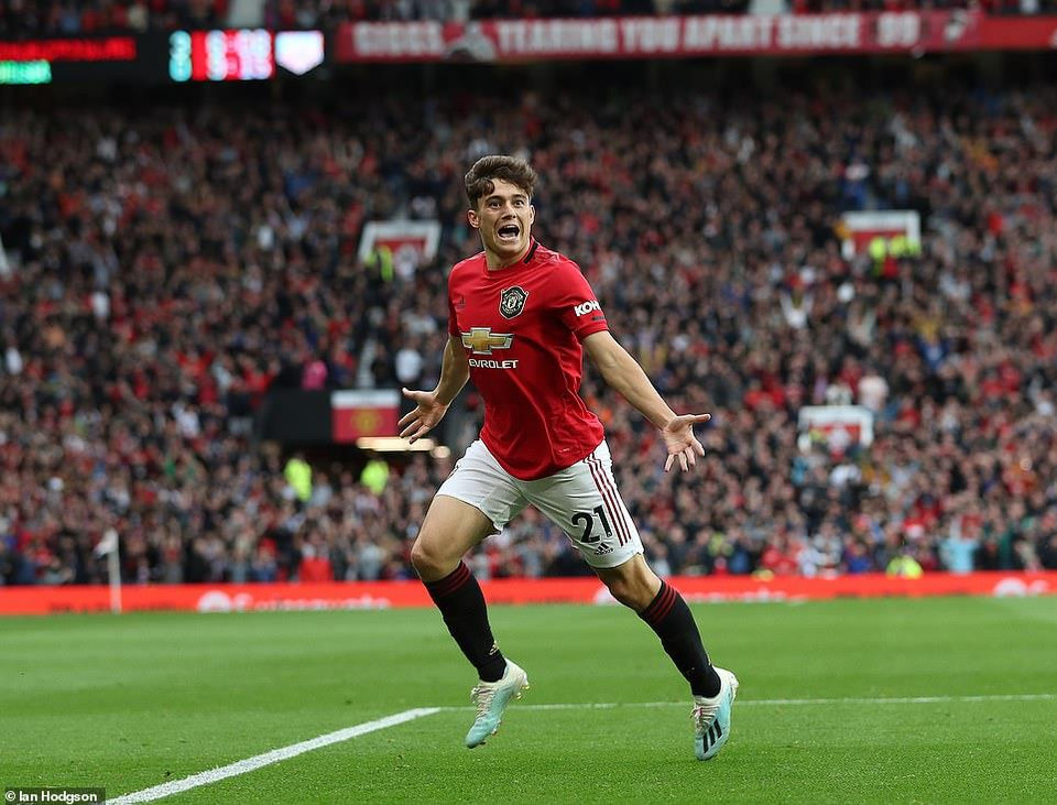 Bàn thắng này giúp Daniel James có sự khởi đầu thuận lợi trong màu áo Quỷ đỏ.