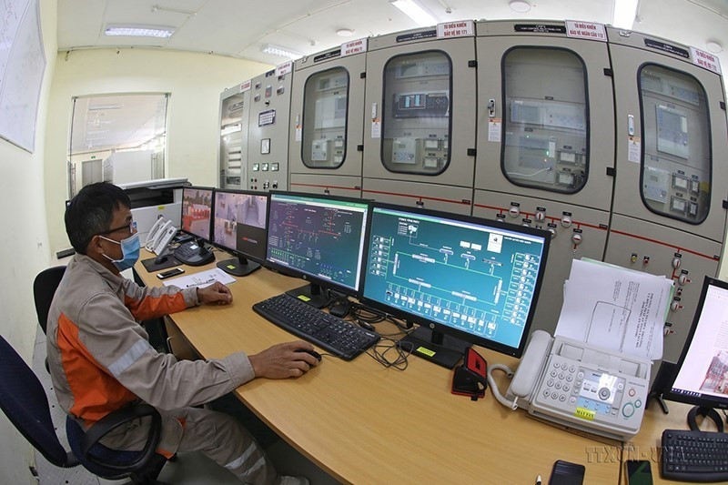 Trạm biến áp 110kV Khai Quang trang bị hệ thống CNTT hiện đại, được Tổng công ty Điện lực miền Bắc đưa vào vận hành, cung cấp điện cho các khu công nghiệp trên địa bàn tỉnh Vĩnh Phúc. Ảnh: Ngọc Hà - TTXVN