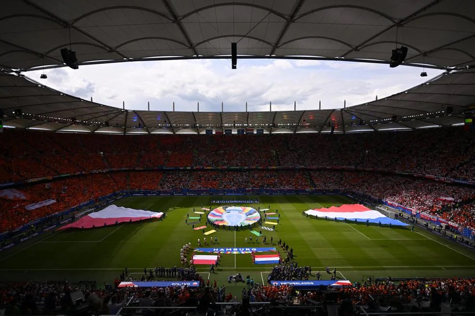 Khung cảnh trước khi trận đấu giữa Ba Lan và Hà Lan diễn ra. (Nguồn: UEFA)