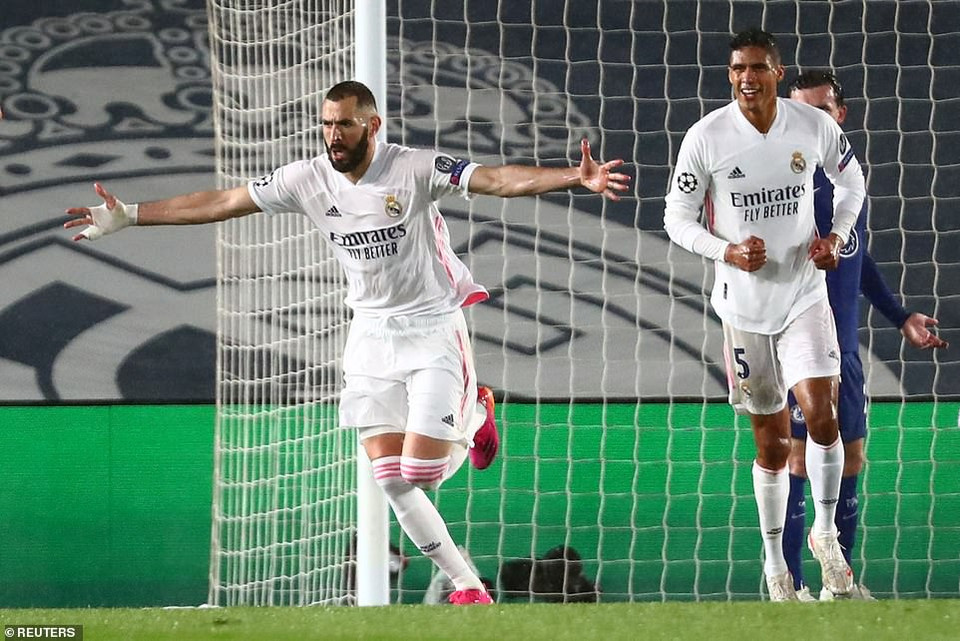 Đến phút 29, Benzema đã tỏa sáng để mang về bàn thắng gỡ hòa cho Real Madrid. (Nguồn: Reuters)