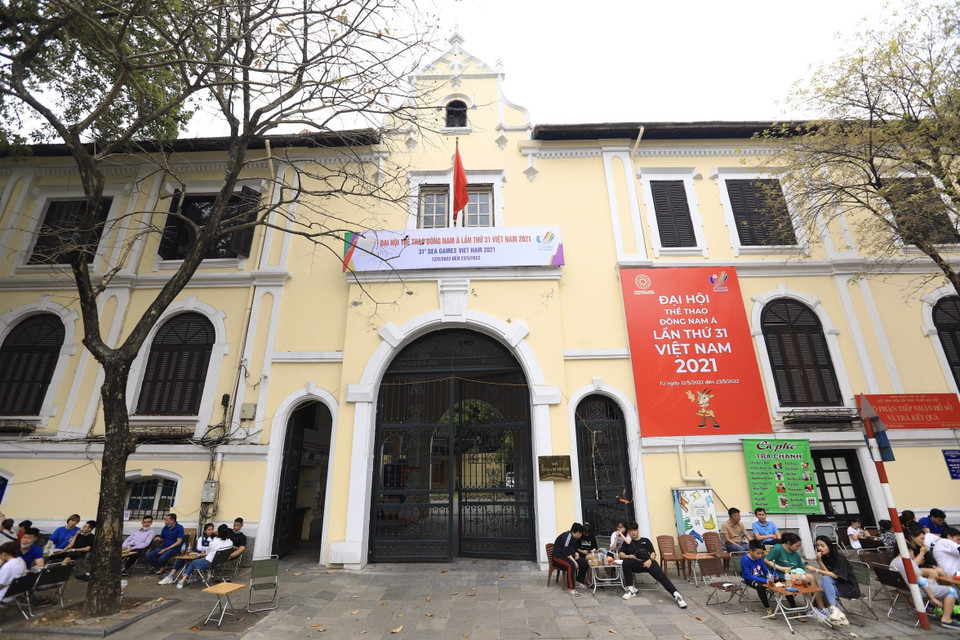 Panô chào mừng SEA Games 31 bên ngoài Sở Văn hóa và Thể thao Hà Nội. (Ảnh: Hoàng Hiếu/TTXVN)