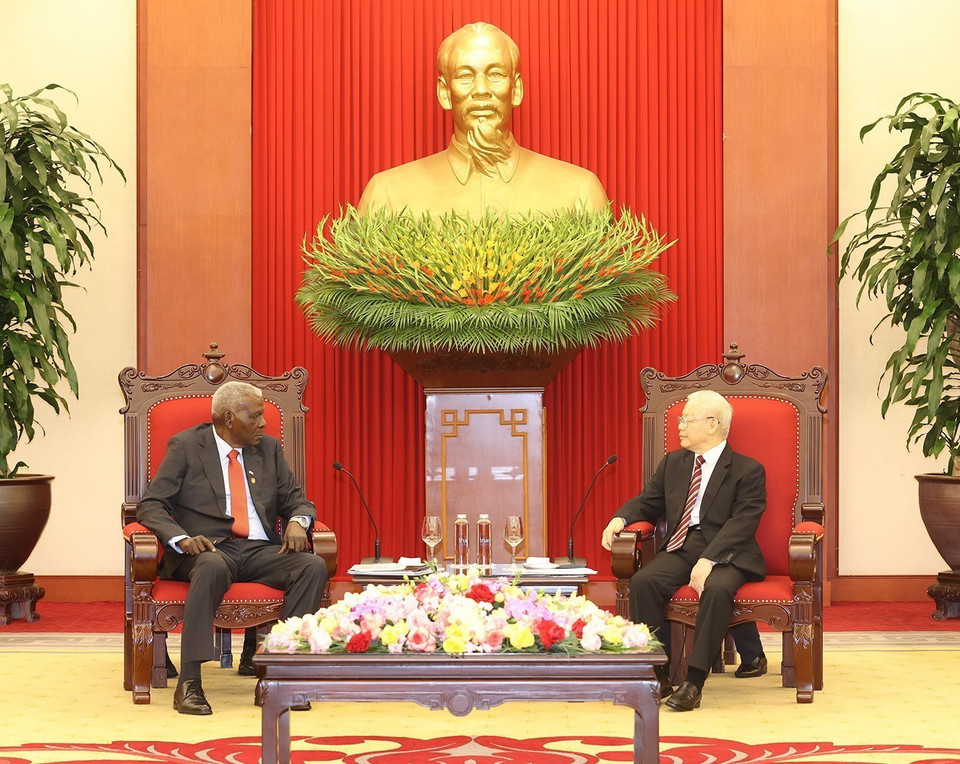 Tổng Bí thư Nguyễn Phú Trọng tiếp Chủ tịch Quốc hội Cuba Esteban Lazo Hernandez. (Ảnh: Trí Dũng/TTXVN)