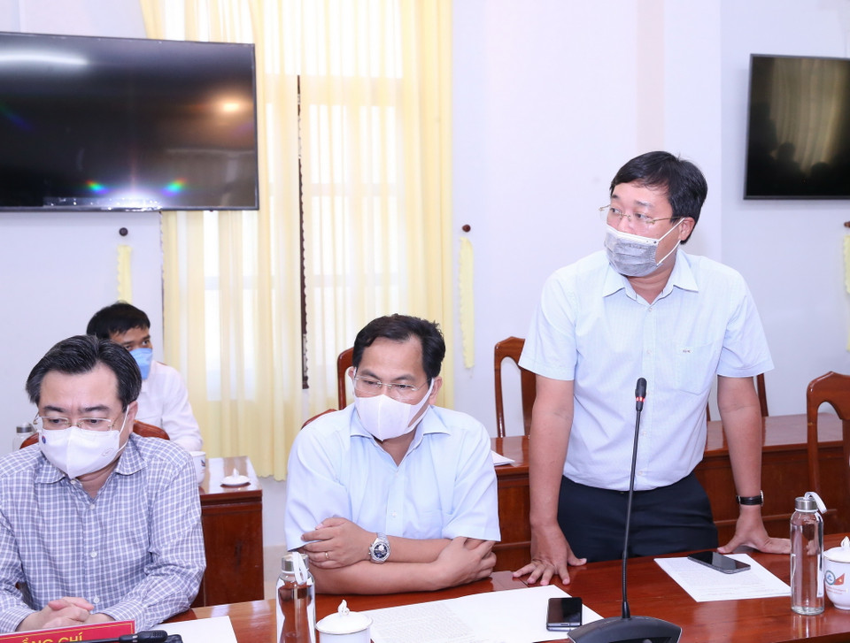 Bí thư Tỉnh ủy Đồng Tháp Lê Quốc Phong phát biểu tại buổi làm việc. (Ảnh: Văn Điệp/TTXVN)