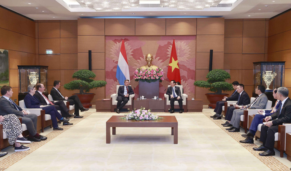 Quang cảnh buổi tiếp của Chủ tịch Quốc hội Vương Đình Huệ với Thủ tướng Luxembourg Xavier Bettel. (Ảnh: Doãn Tấn/TTXVN)