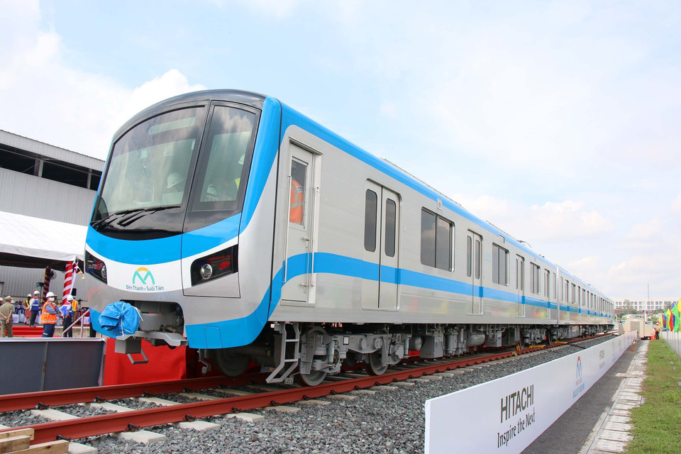 Các toa tàu đầu tiên của tuyến metro số 1 về đến depot Long Bình (thành phố Thủ Đức) tháng 10/2020, đặt dấu mốc quan trọng chuẩn bị cho công tác chạy thử. (Ảnh: TTXVN phát)