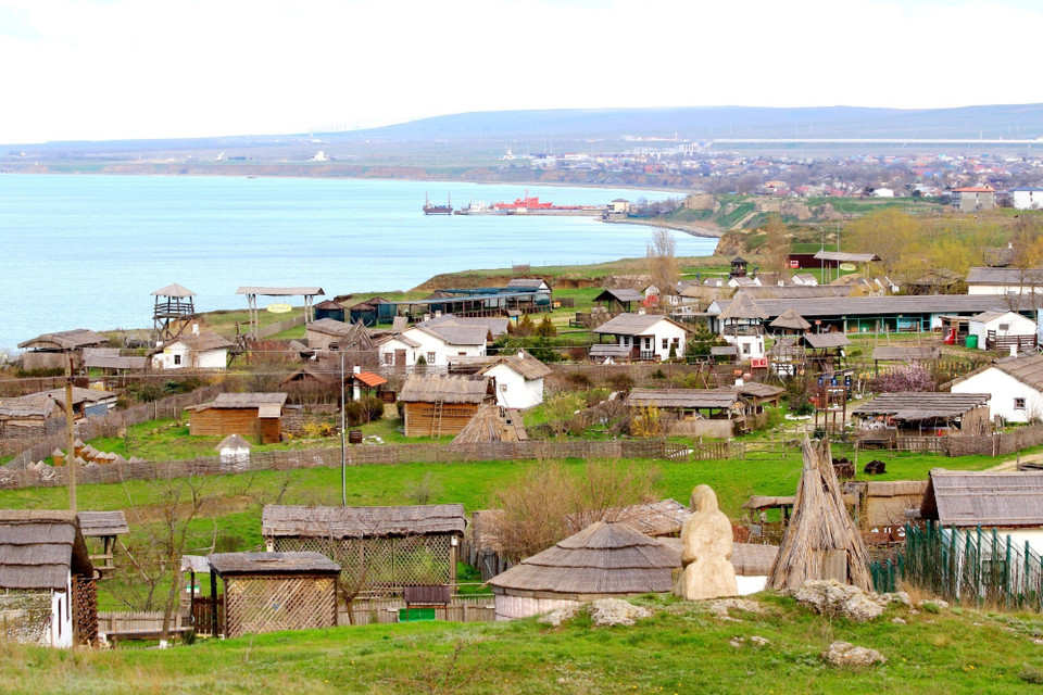Ngôi làng Cossack nằm bên bờ vịnh Taman, cách Moskva hơn 1700km về phía Nam. (Ảnh: Trần Hiếu/TTXVN)