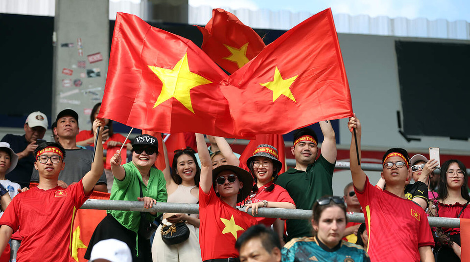 ...và rất đông cộng đồng người Việt đang sinh sống bên Đức. (Nguồn: DFB