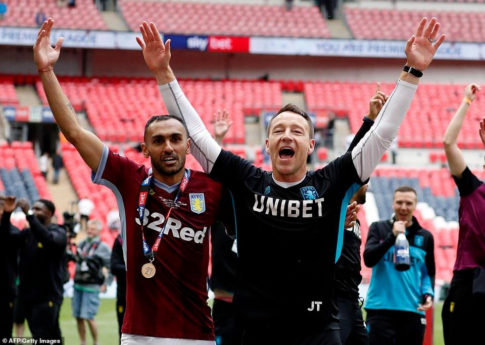 Chiến thắng của Aston Villa có sự đóng góp rất lớn của John Terry.