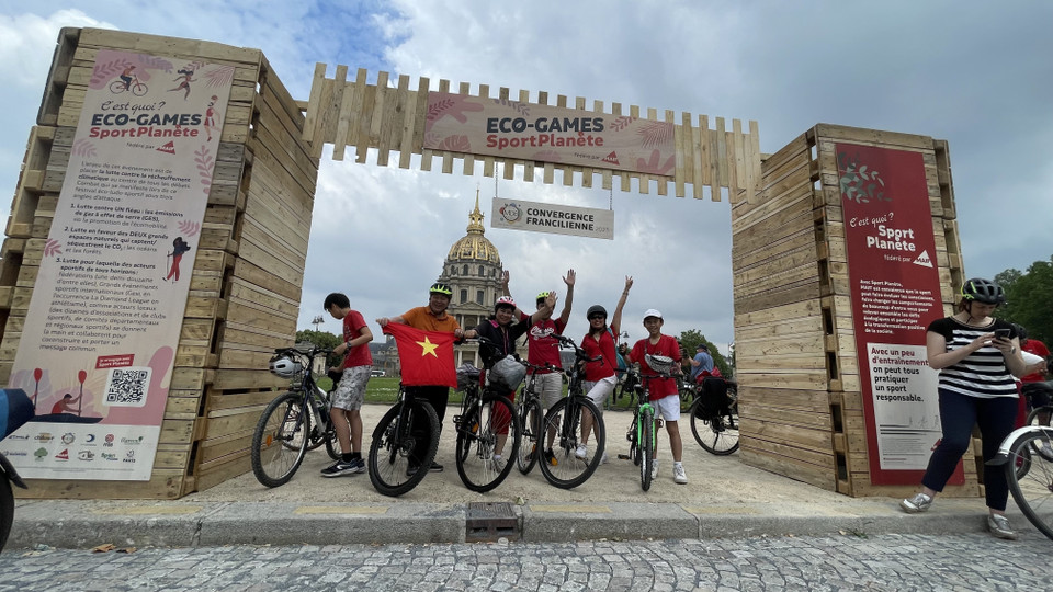 Hiệp hội MBD còn tổ chức các chuyến dã ngoại nhỏ hàng tuần và miễn phí để thu hút và vận động sự tham gia của người dân Pháp vào công cuộc đạp xe vì môi trường và sức khỏe. (Ảnh: Thu Hà/TTXVN)