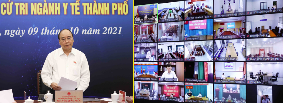 Chủ tịch nước Nguyễn Xuân Phúc và Đoàn đại biểu Quốc hội Thành phố Hồ Chí Minh tiếp xúc cử tri chuyên đề ngành y tế Thành phố Hồ Chí Minh theo hình thức trực tuyến. (Ảnh: Thống Nhất/TTXVN)