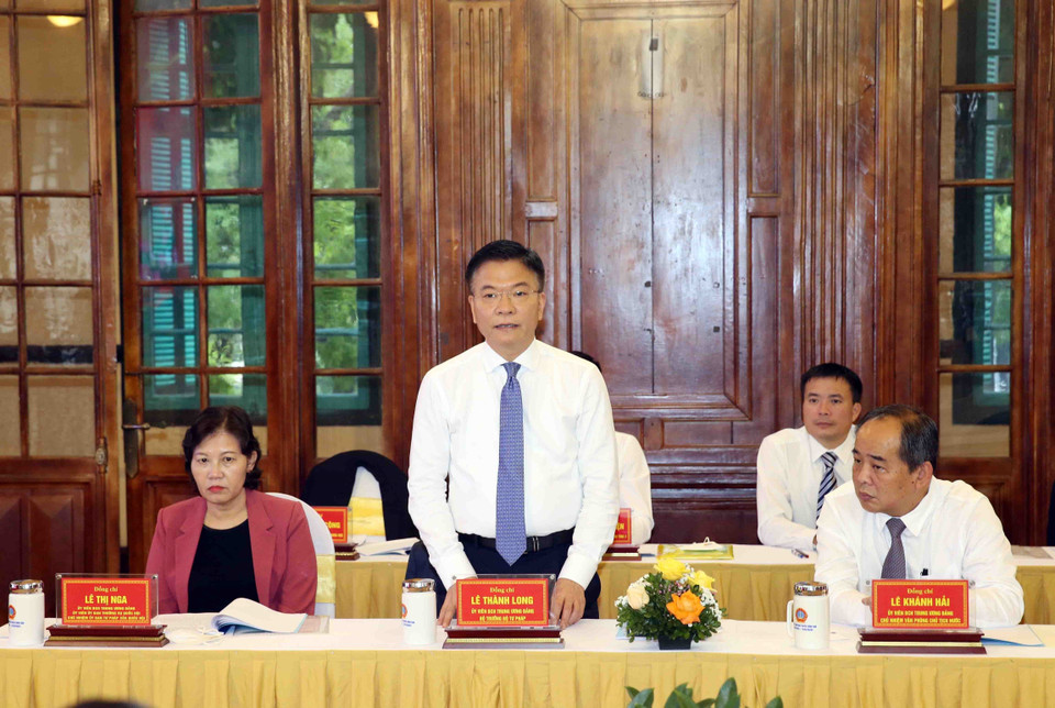 Bộ trưởng Bộ Tư pháp Lê Thành Long phát biểu. (Ảnh: Phạm Kiên/TTXVN)