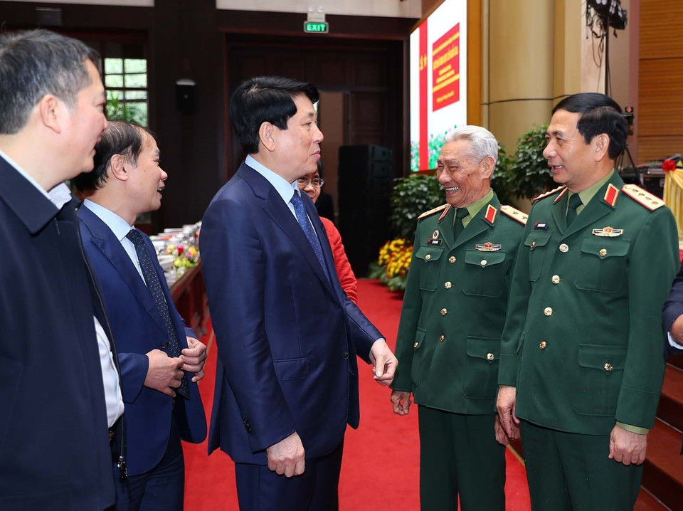 Chủ tịch nước Lương Cường và các đại biểu dự hội thảo. (Ảnh: Trọng Đức/TTXVN)