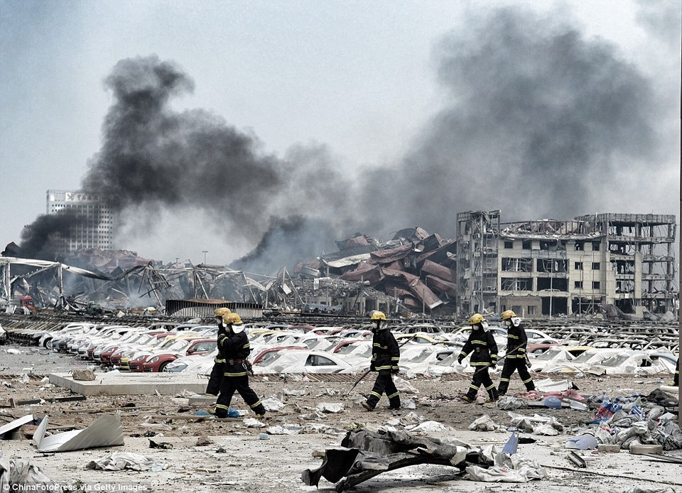 Hơn 1.000 lính cứu hỏa đã được điều đến hiện trường vụ nổ. (Nguồn: Getty Images)