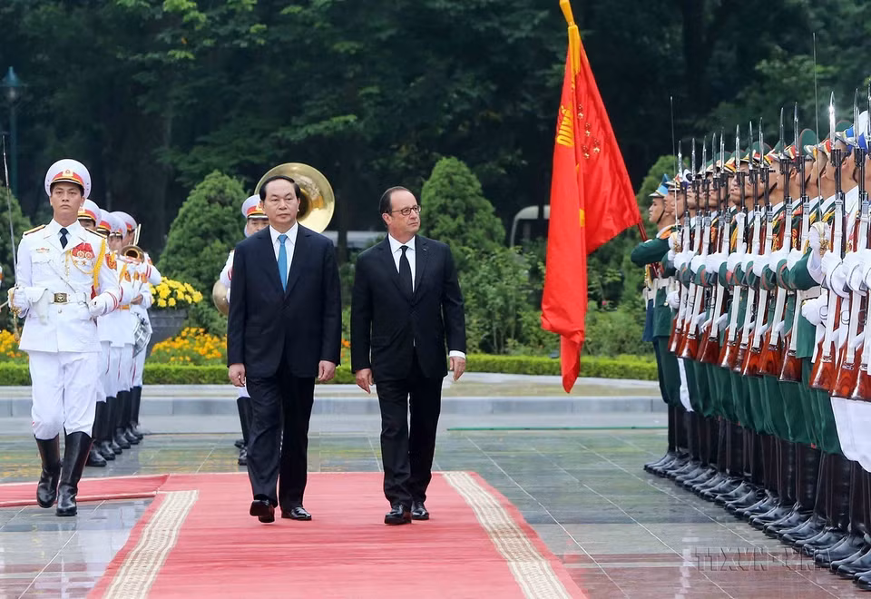 Chủ tịch nước Trần Đại Quang chủ trì lễ đón Tổng thống Pháp Francois Hollande thăm chính thức Việt Nam từ ngày 5-7/9/2016. (Ảnh: Nhan Sáng/TTXVN)