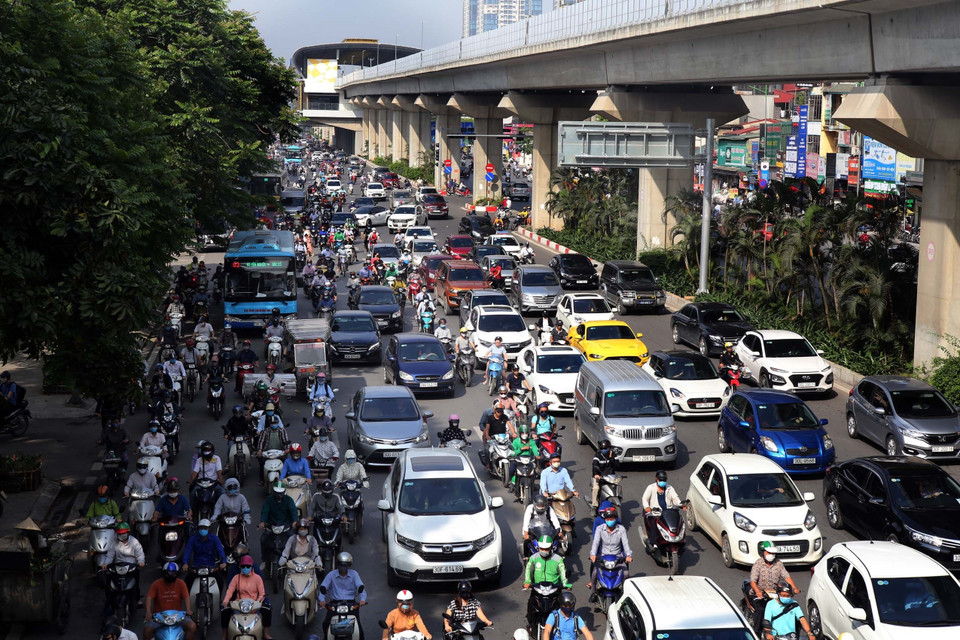 Cảnh ùn tắc kéo dài trên đường Thanh Xuân-Nguyễn Trãi. (Ảnh: Danh Lam/TTXVN)