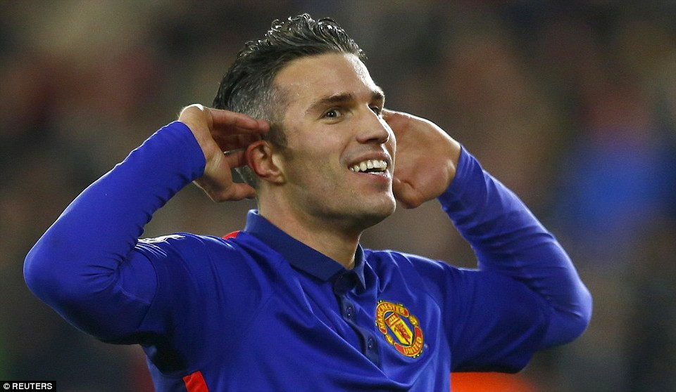 Robin van Persie đang trở lại.