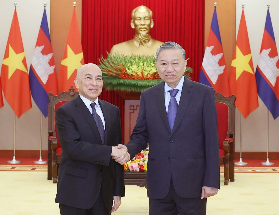 Tổng Bí thư Tô Lâm hội kiến Quốc vương Campuchia Norodom Sihamoni. (Ảnh: Thống Nhất/TTXVN)