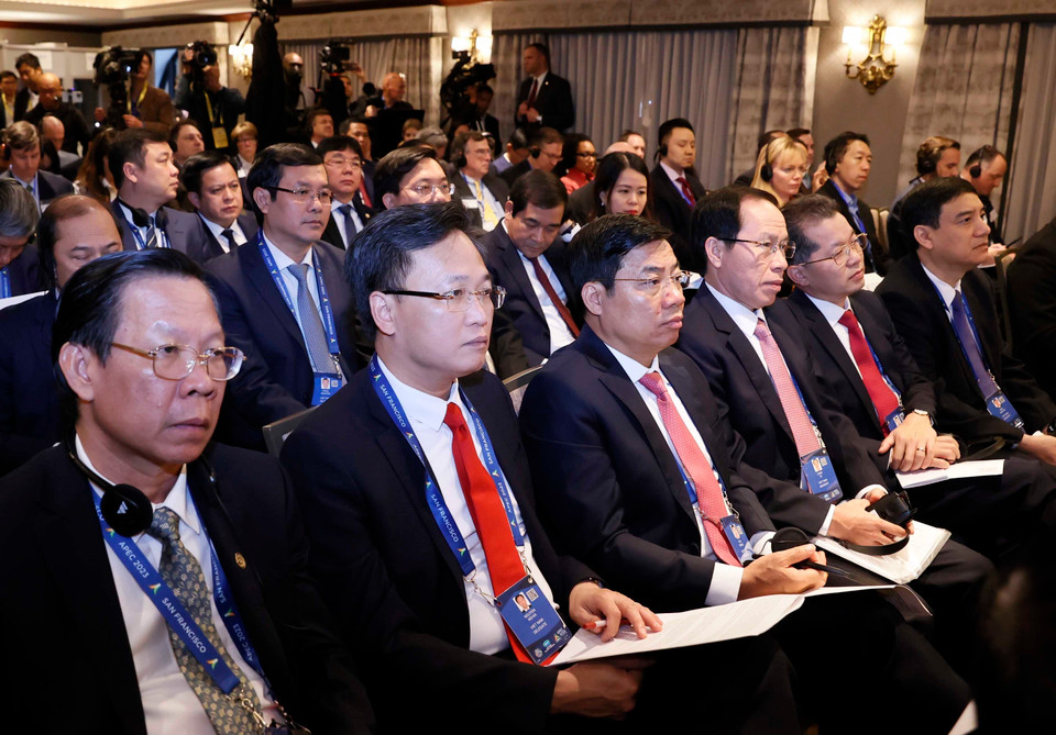 Các thành viên Đoàn đại biểu Việt Nam tại Hội đồng Quan hệ Đối ngoại Hoa Kỳ. (Ảnh: Thống Nhất /TTXVN)