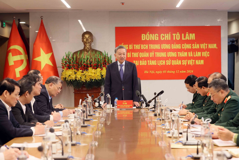 Tổng Bí thư Tô Lâm, Bí thư Quân ủy Trung ương phát biểu tại buổi làm việc. (Ảnh: An Đăng/TTXVN)