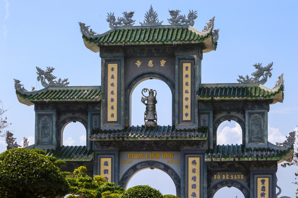 Các hạng mục chùa được xây dựng với nhiều kiến trúc văn hóa độc đáo. (Ảnh: Trần Lê Lâm/TTXVN)