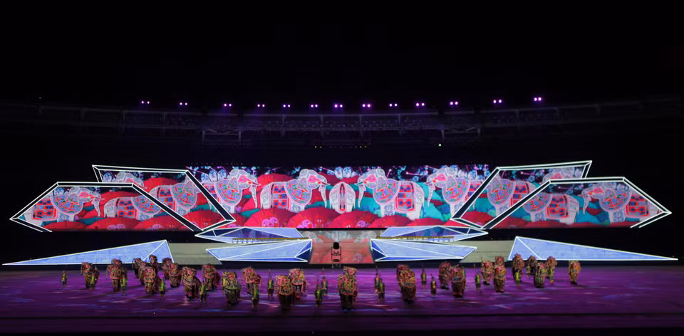 Chương trình nghệ thuật tại lễ bế mạc. (Ảnh: Quang Nhựt/TTXVN)