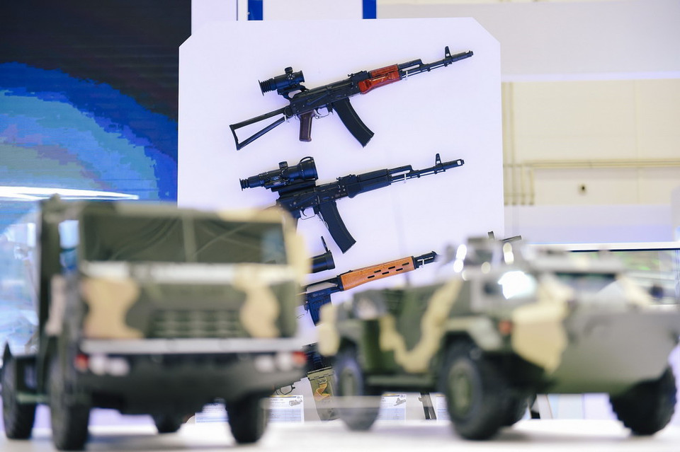 Các loại vũ khí được giới thiệu tại Diễn đàn Công nghiệp quốc phòng Army-2018 ở thị trấn Kubinka, ngoại ô thủ đô Moskva ngày 21/8. (Ảnh: THX/TTXVN)