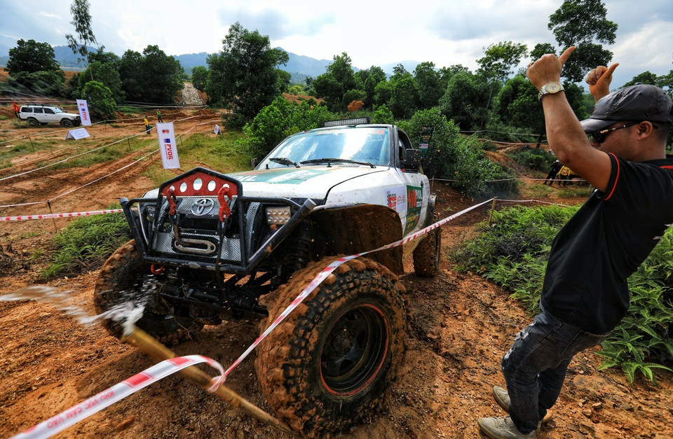 Đường đua "dốc tử thần", một trong các đường đua có độ khó nhất giải tạo nên những cảm xúc phấn khích cho khán giả đến xem. (Ảnh: Thành Đạt/TTXVN)