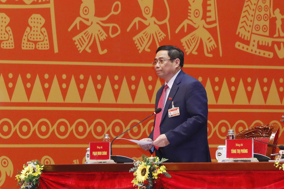 Đồng chí Phạm Minh Chính, Ủy viên Bộ Chính trị, Bí thư Trung ương Đảng, Trưởng ban Tổ chức Trung ương thay mặt Đoàn Chủ tịch điều hành phiên họp. (Ảnh: TTXVN)