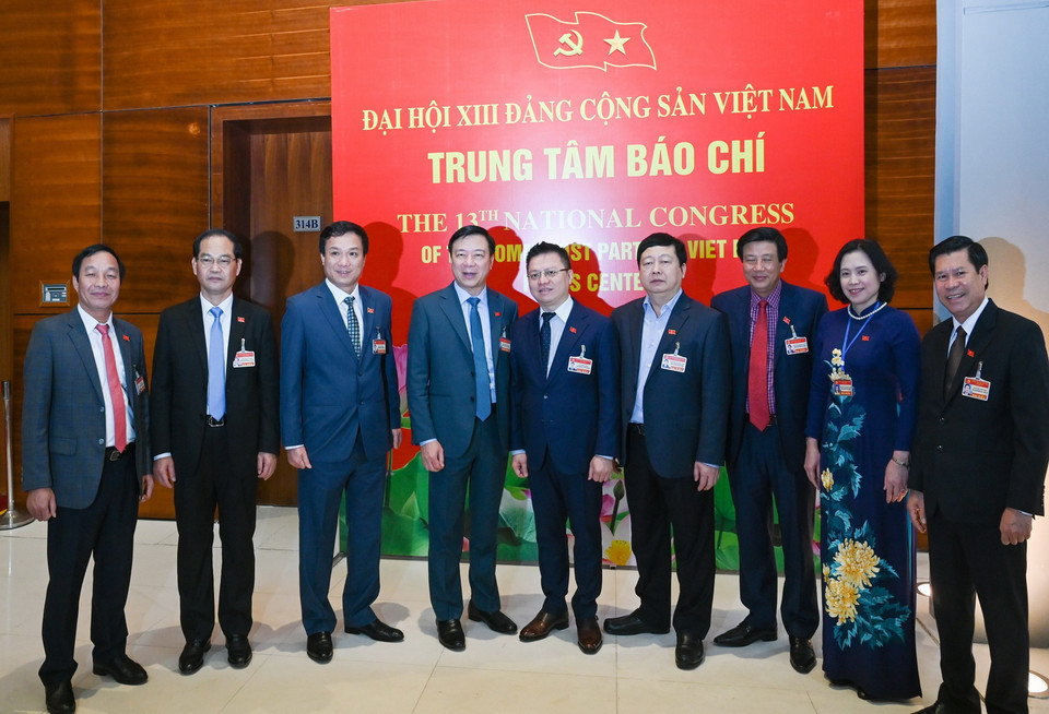 Các đại biểu dự phiên họp chiều 27/1, ngày làm việc chính thức thứ hai của Đại hội XIII. (Ảnh: TTXVN)