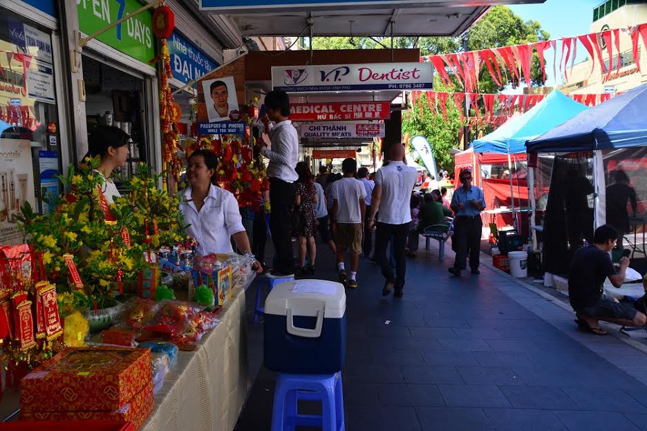 Rộn ràng chợ Tết ở Bankstown, New South Wales.