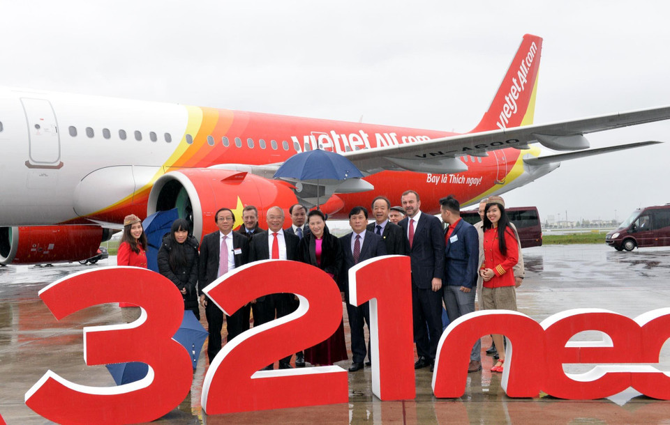 Chủ tịch Quốc hội Nguyễn Thị Kim Ngân chứng kiến Hãng Hàng không Vietjet đón nhận tàu bay A321neo. (Ảnh: Trọng Đức/TTXVN)