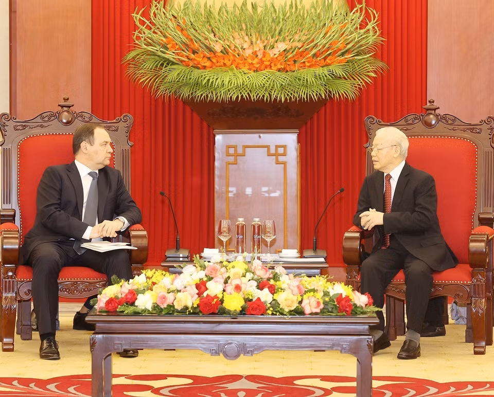 Tổng Bí thư Nguyễn Phú Trọng tiếp Thủ tướng Cộng hòa Belarus Roman Golovchenko. (Ảnh: Trí Dũng/TTXVN)