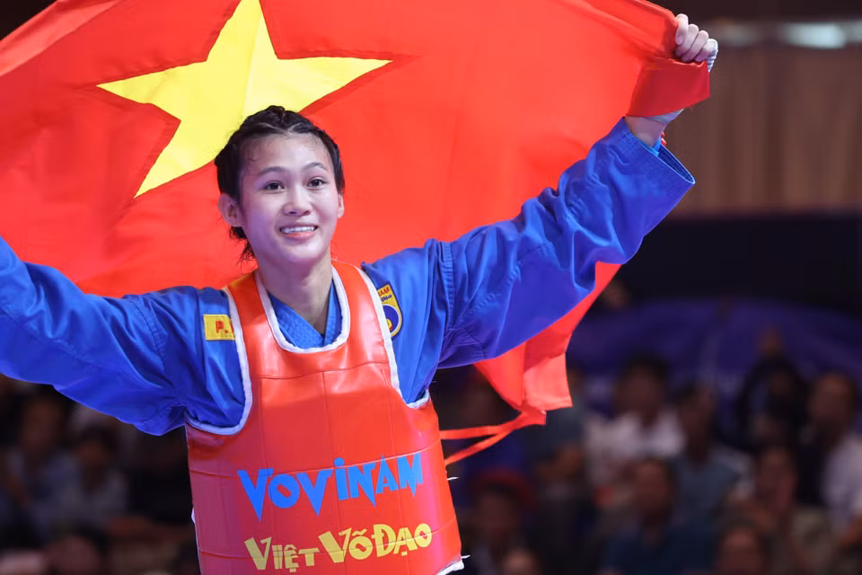 Vận động viên Đỗ Phương Thảo giành huy chương Vàng nội dung đối kháng nữ hạng 60kg. Các vận động viên Vovinam Việt Nam đã thể hiện xuất sắc trình độ với 7 huy chương Vàng (trong đó 4 huy chương Vàng đối kháng và 3 huy chương Vàng biểu diễn). (Ảnh: TTXVN)