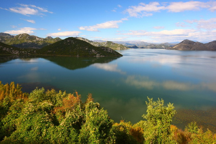 Phong cảnh tại Hồ Scutari ở Montenegro. Hồ Scutari còn gọi là Hồ Skadar nằm khu vực biên giới giữa Montenegro với Albania là Hồ lớn nhất ở Bán đảo Balkan. (Nguồn: THX/TTXVN)