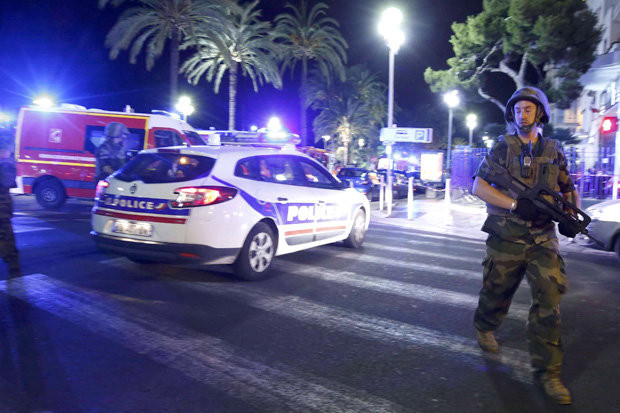 Cảnh sát phong tỏa hiện trường. (Nguồn: Reuters)