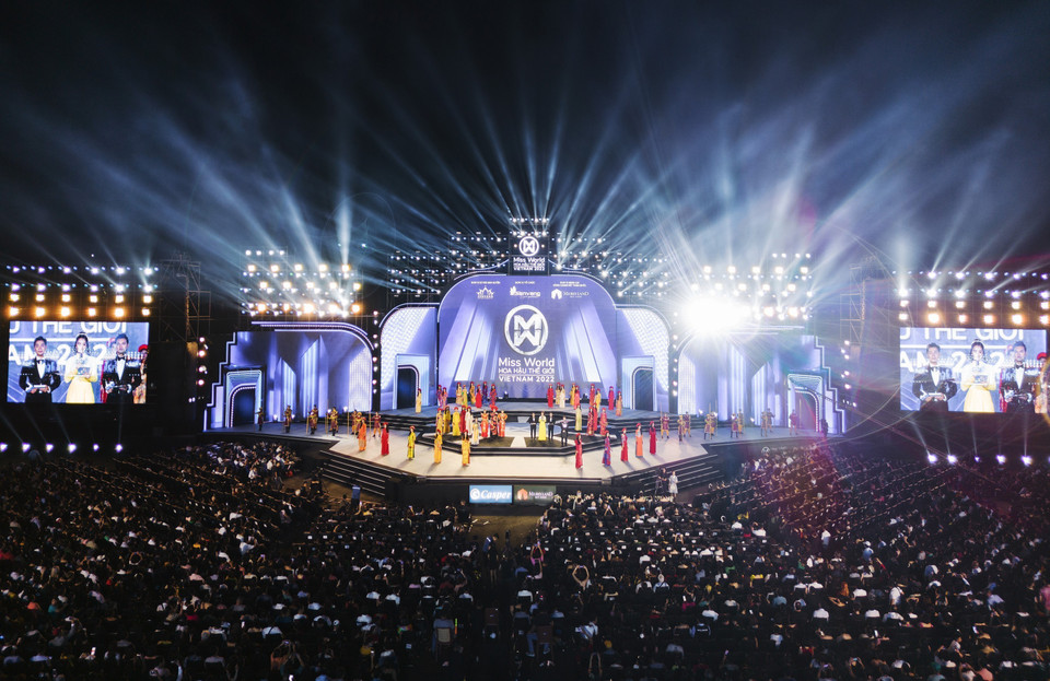 Đêm chung kết Cuộc thi Hoa hậu Thế giới Việt Nam 2022 - Miss World Vietnam 2022 diễn ra tại bán đảo Hải Giang, thành phố Quy Nhơn, tỉnh Bình Định. (Ảnh: TTXVN phát)