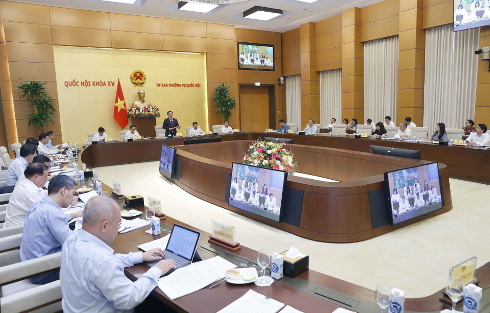 Theo báo cáo công tác chuẩn bị tổ chức Hội nghị Nghị sỹ Trẻ Toàn cầu lần thứ 9 do Chủ nhiệm Ủy ban Đối ngoại Vũ Hải Hà trình bày, đến ngày 28/8 đã có 64 đoàn đăng ký tham dự hội nghị với 244 người; trong đó có 172 nghị sỹ, 72 trợ lý, thư ký...thu hút lượng đại biểu tham dự cao kỷ lục trong suốt 9 lần tổ chức hội nghị. (Ảnh: Doãn Tấn/TTXVN)