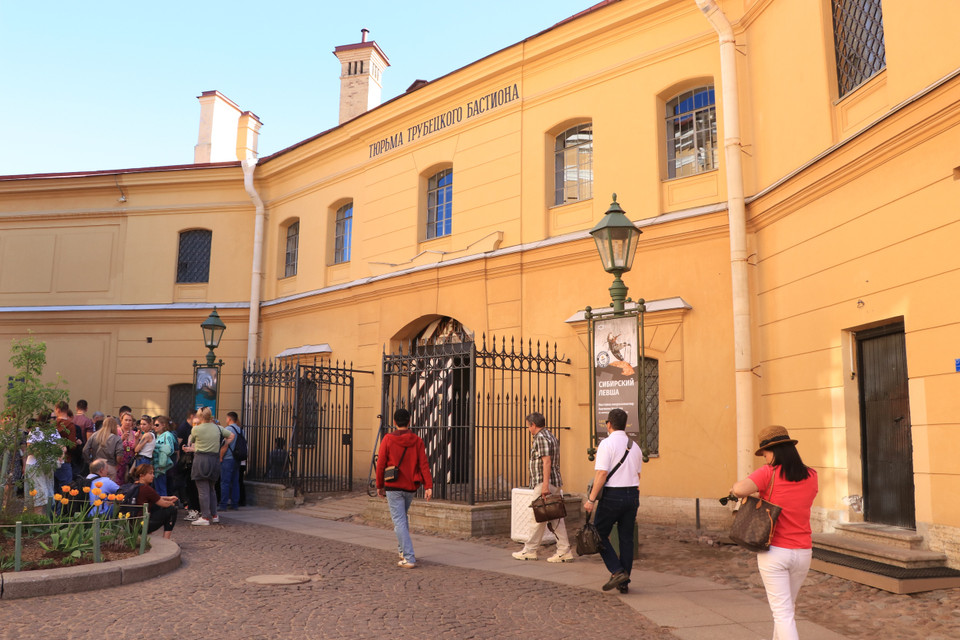 Ngoài nhà thờ, căn cứ quan trọng của thành phố này còn có nhiều công trình khác như gác chuông, xưởng in tiền, xưởng sản xuất binh khí, pháo đài… (Ảnh: Hùng Võ/Vietnam+)