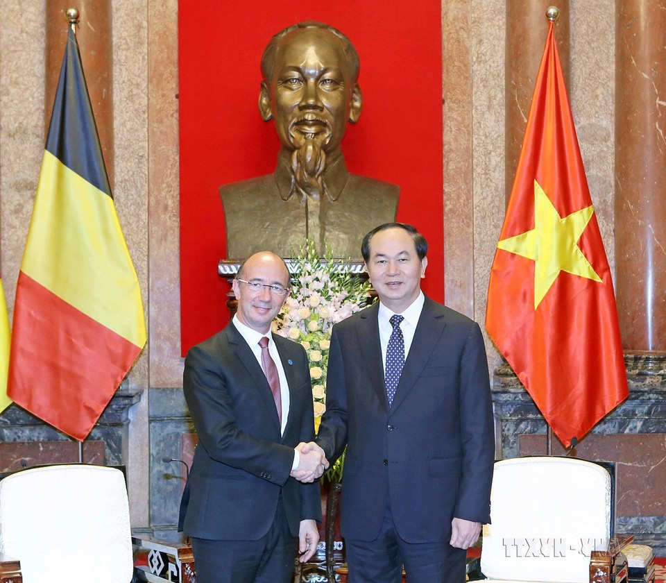 Chủ tịch nước Trần Đại Quang tiếp Ngài Rudy Demotte, Thủ hiến vùng Wallonie Bruxelles, Vương quốc Bỉ sang thăm Việt Nam (Hà Nội, 13/9/2016). (Ảnh: Nhan Sáng/TTXVN)