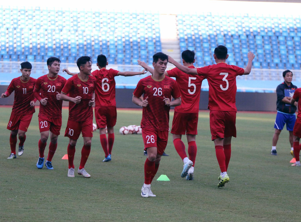 Tiến Linh (số 26) tiếp tục cùng U22 Việt Nam thi đấu sau khi đá vòng loại World Cup 2020 với Thái Lan. (Nguồn: VFF)