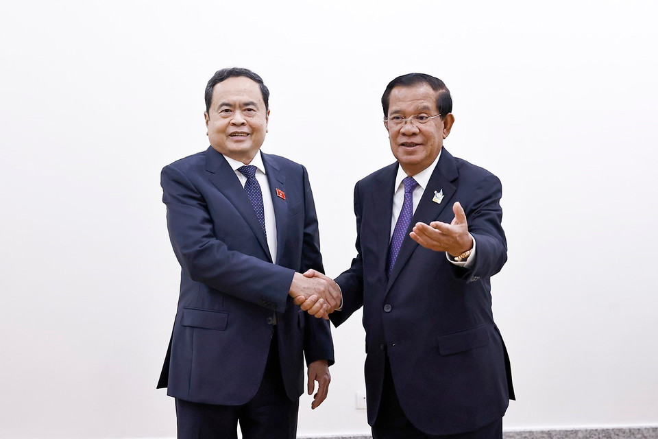 Chủ tịch Quốc hội Trần Thanh Mẫn hội kiến Chủ tịch Thượng viện Campuchia Samdech Techo Hun Sen. (Ảnh: Doãn Tấn/TTXVN)