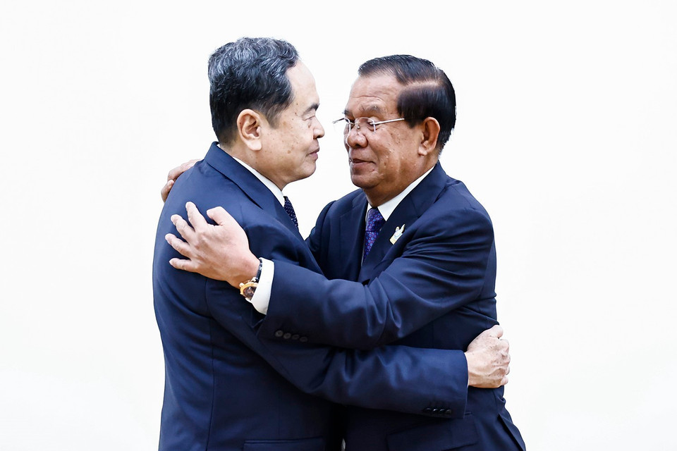 Chủ tịch Quốc hội Trần Thanh Mẫn hội kiến Chủ tịch Thượng viện Campuchia Samdech Techo Hun Sen. (Ảnh: Doãn Tấn/TTXVN)