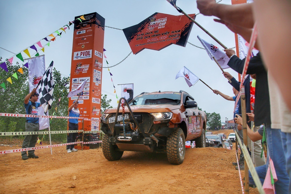 Các đội đua tiến vào khu vực khi đấu. (Ảnh: Tuấn Đức/TTXVN)