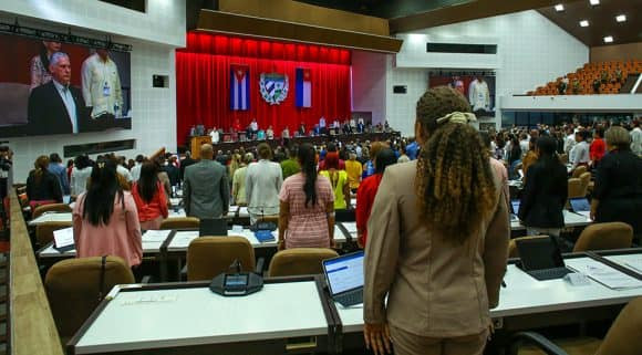 Quốc hội Cuba đã dành một phút mặc niệm tưởng nhớ Tổng Bí thư Đảng Cộng sản Việt Nam Nguyễn Phú Trọng. (Nguồn: Đại sứ quán Cuba tại Việt Nam)
