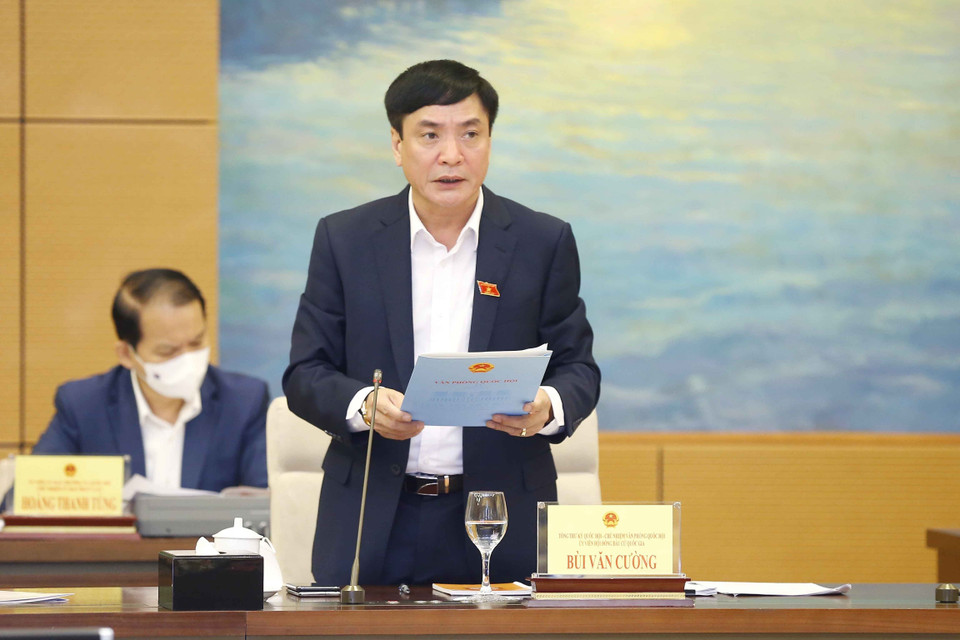 Tổng Thư ký, Chủ nhiệm Văn phòng Quốc hội, Ủy viên Hội đồng Bầu cử quốc gia Bùi Văn Cường phát biểu. (Ảnh: Doãn Tấn/TTXVN)
