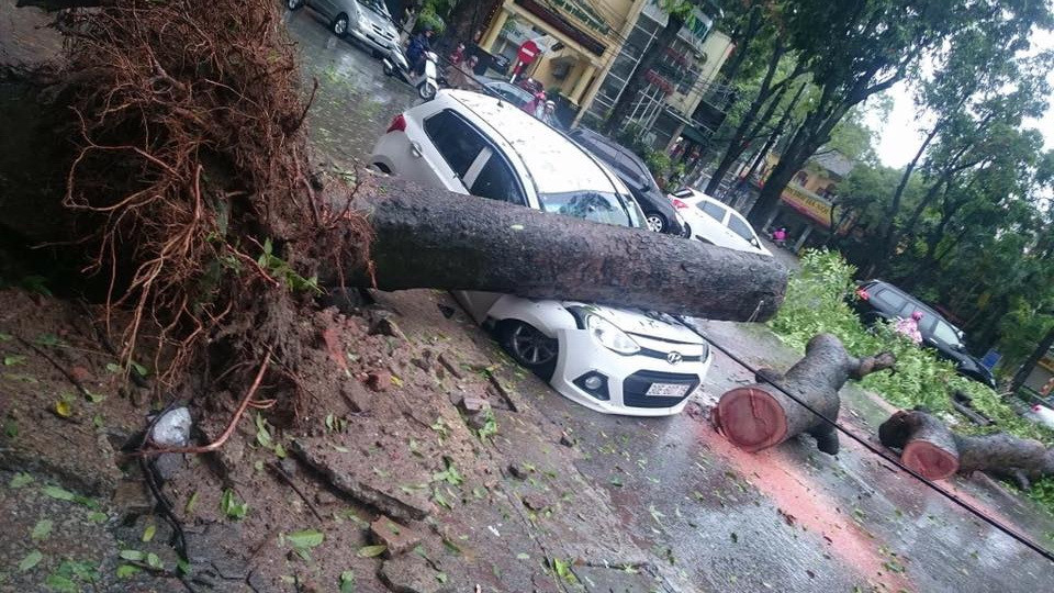 Do hoàn lưu bão số 1, hiện nay một số nơi trong khu vực nội thành Hà Nội đã có mưa vừa đến mưa to. (Nguồn: Vietnam+)