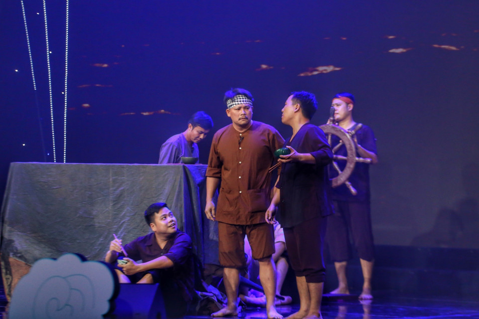 Tiết mục "Người lính và những hải trình sóng gió". (Ảnh: Tuấn Đức/TTXVN)